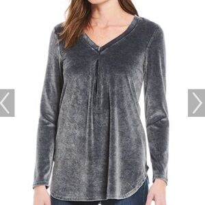 Westbound Velour Top in Grey